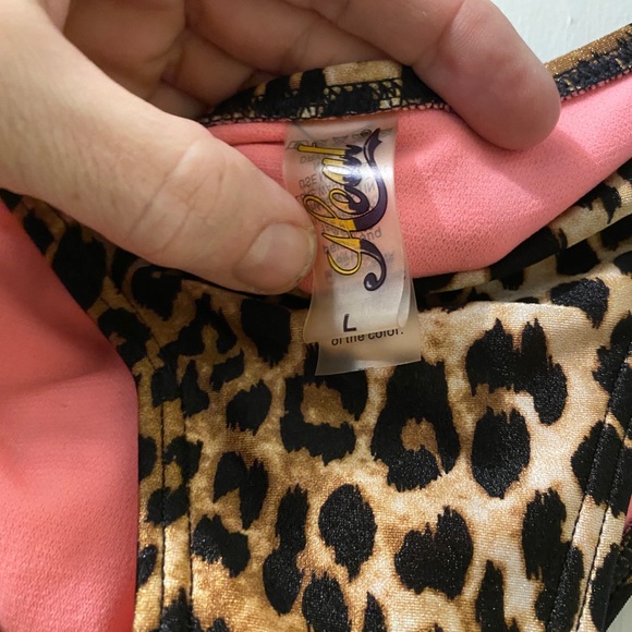 Leopard Bikini - Picture 6 of 6